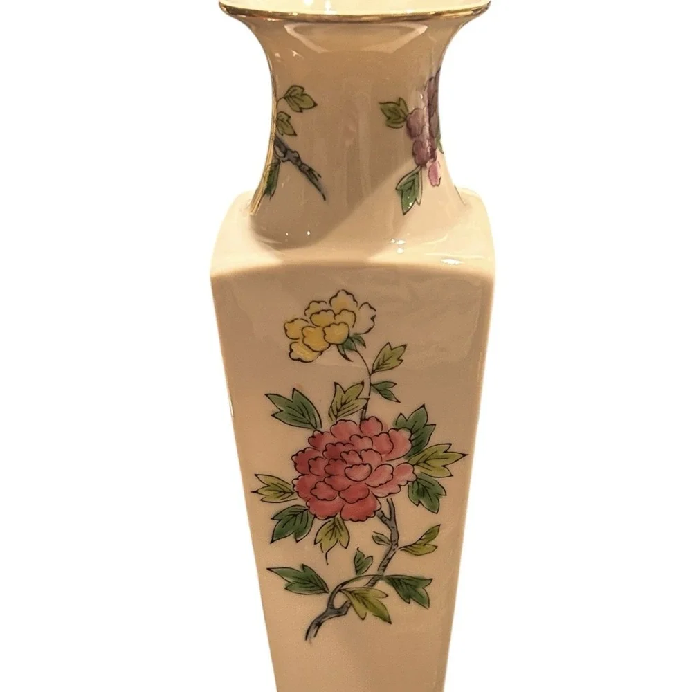 Chinese Porcelain Vase Famille Rose Qing Or Republic Period Export Style (TWO)